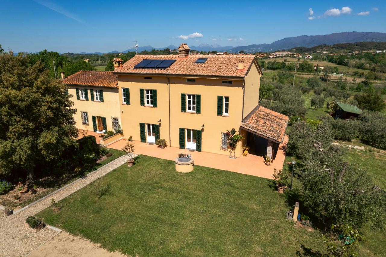 B&B La Casetta Montecarlo Exteriör bild